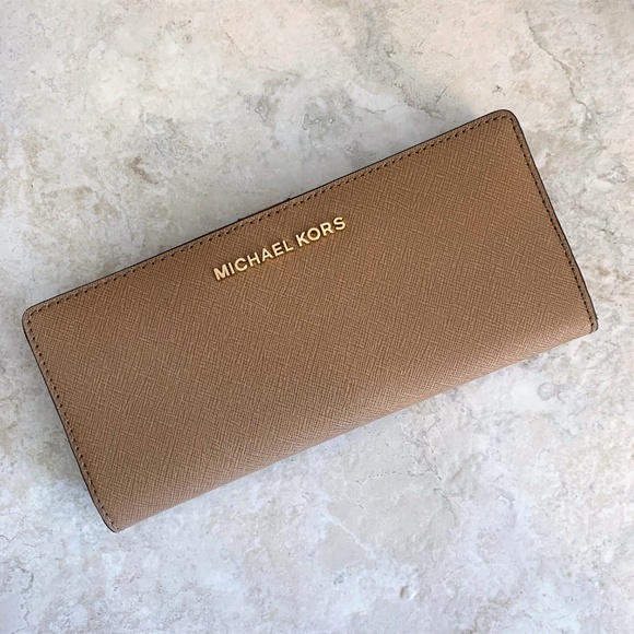 Michael Kors Flat Slim Bifold Wallet 